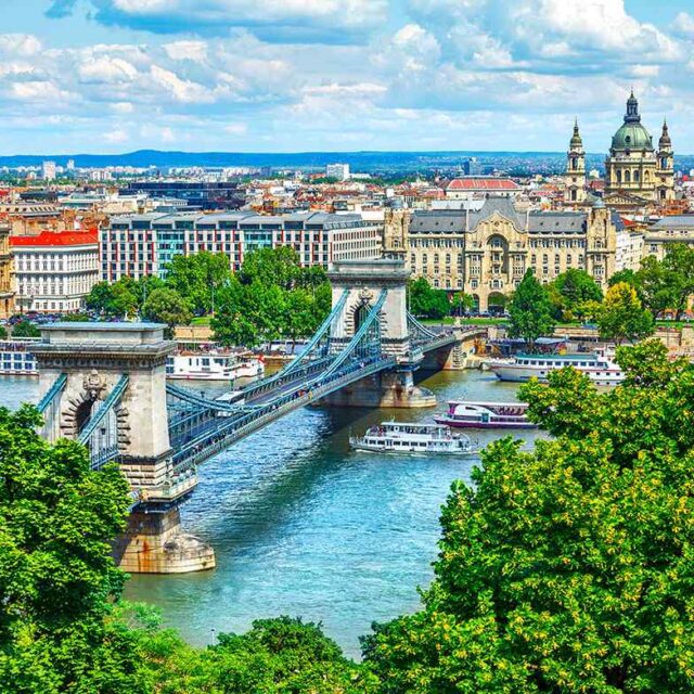 https://dentalturismgl.com/wp-content/uploads/2020/01/budapest-1-640x640.jpg